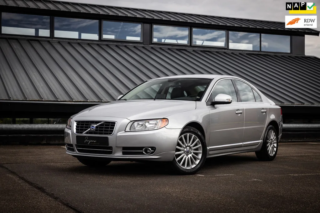 Volvo S80 (2008) — foto 1