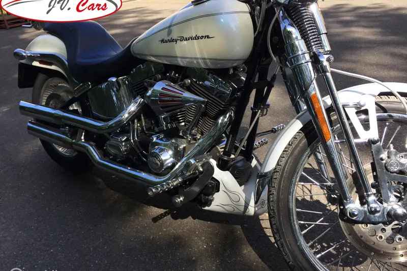 Harley-Davidson Chopper 88 FXSTDI Deuce (2005)