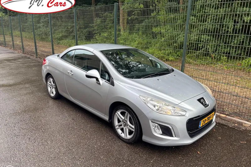 Peugeot 308 (2012)