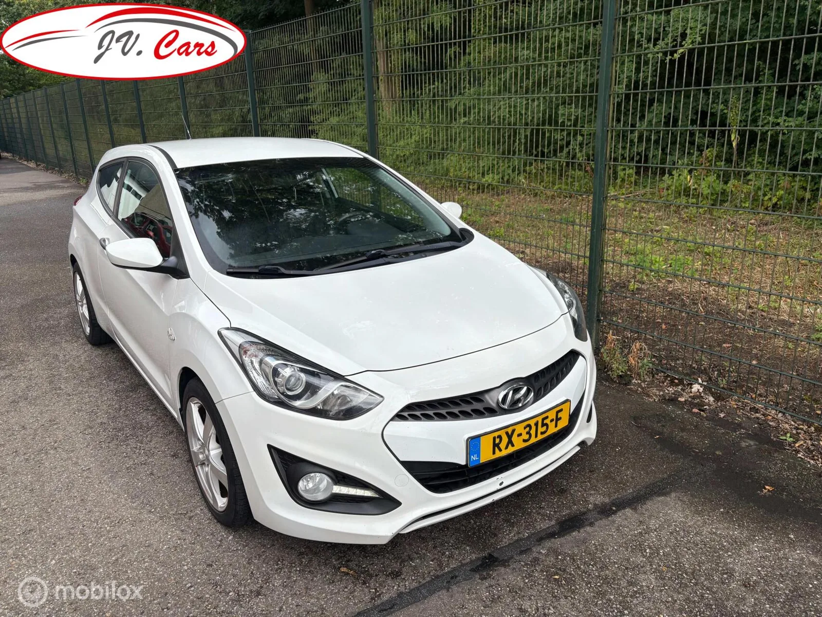 Hyundai i30 (2013) — foto 1