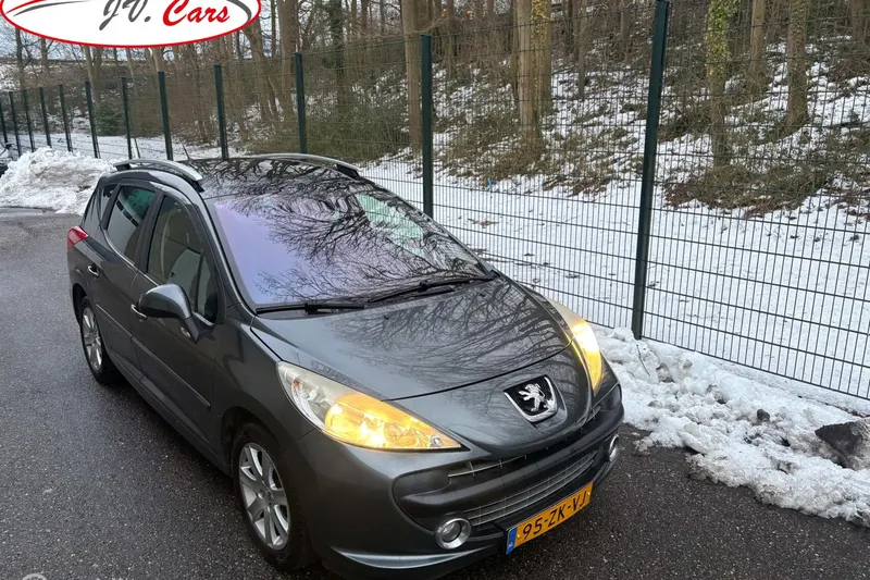Peugeot 207 (2008)
