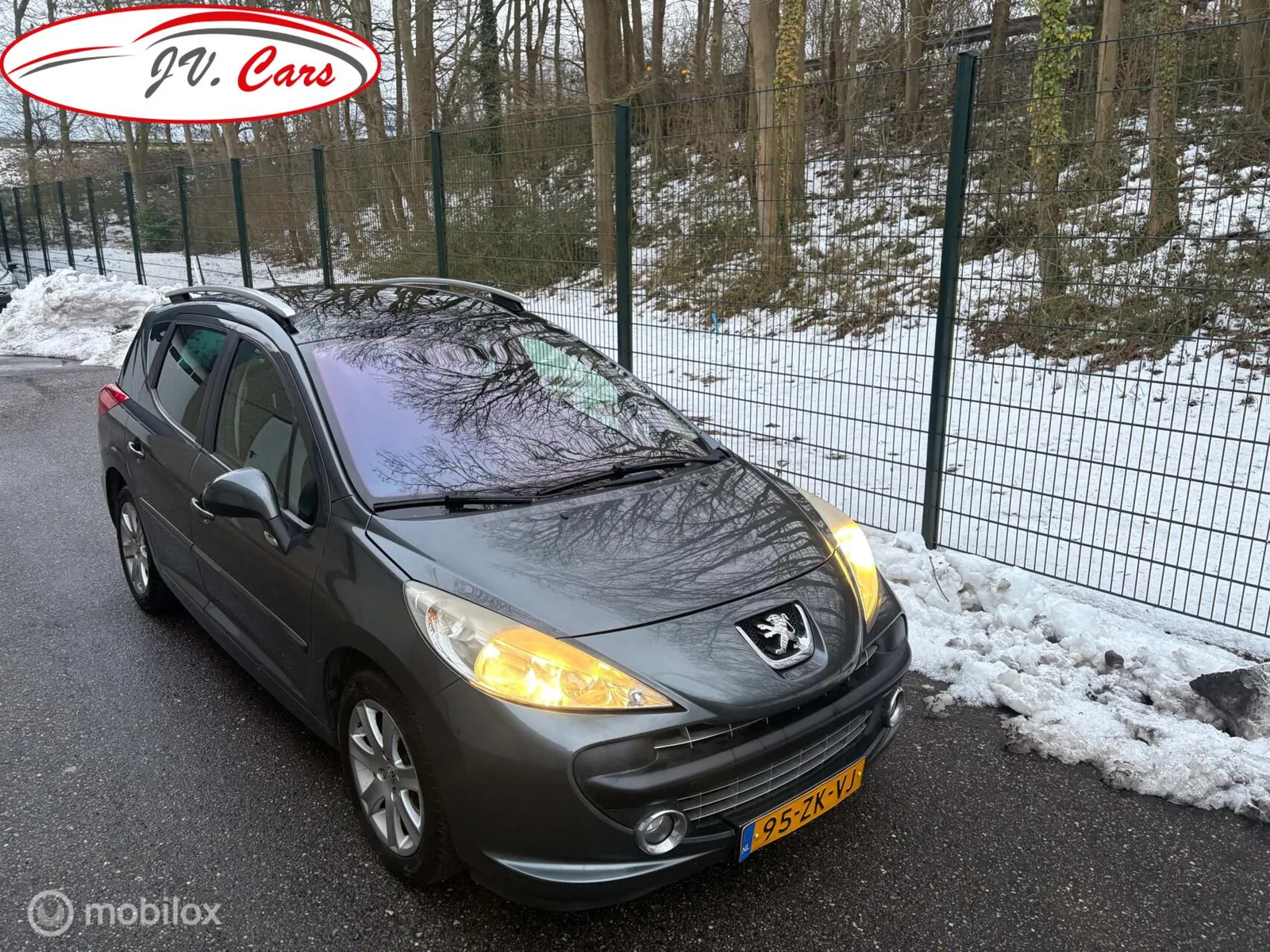Peugeot 207 (2008) — foto 1
