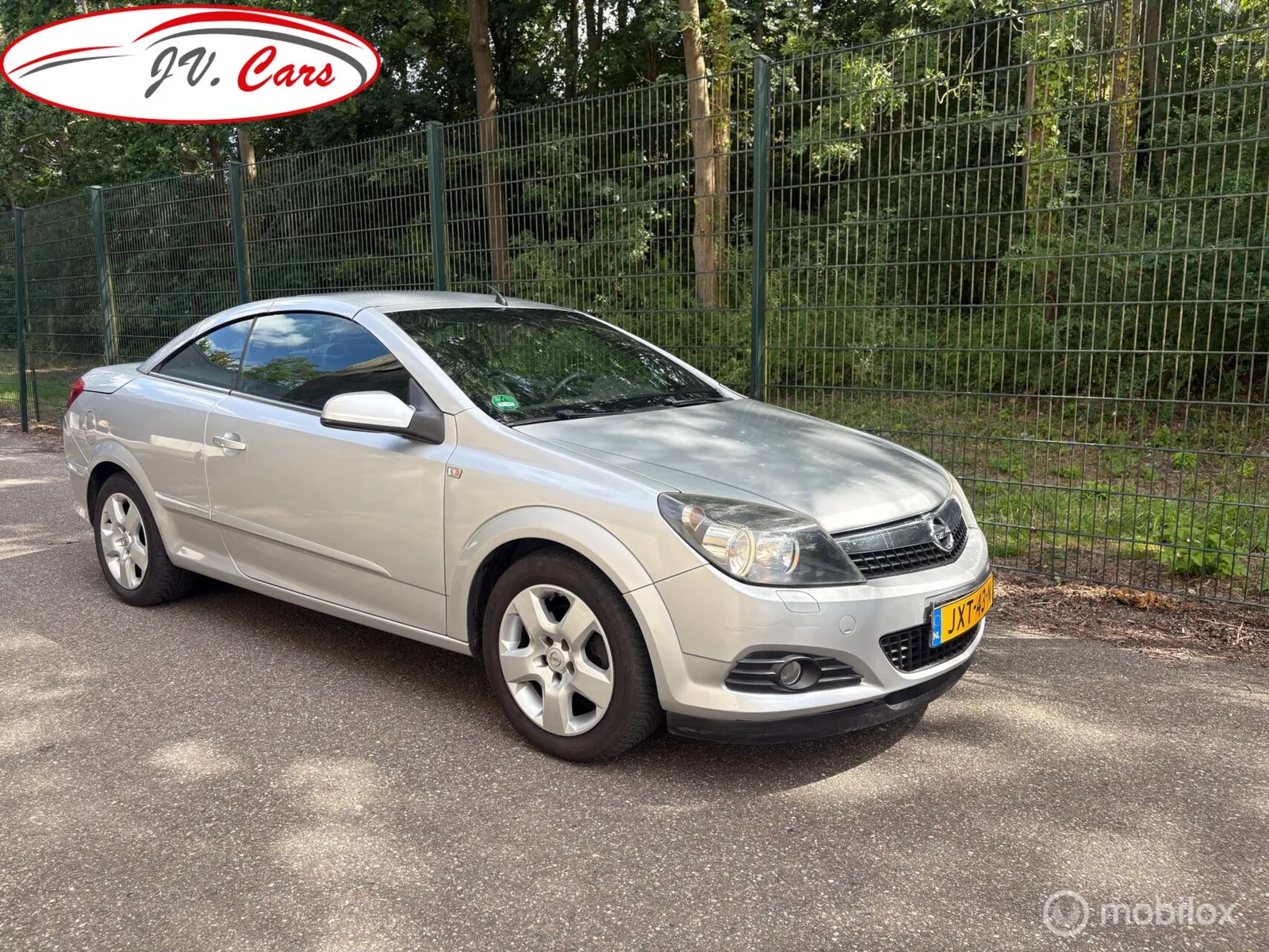 Opel Astra (2008) — foto 1