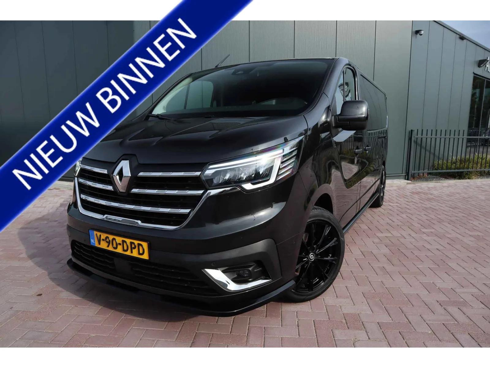 Renault Trafic (2024) — foto 1