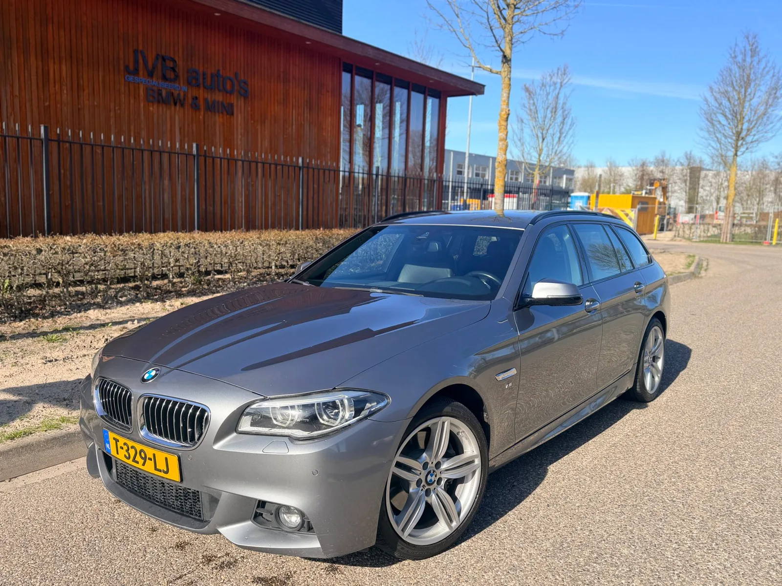 BMW 5-Serie (2015) — foto 1