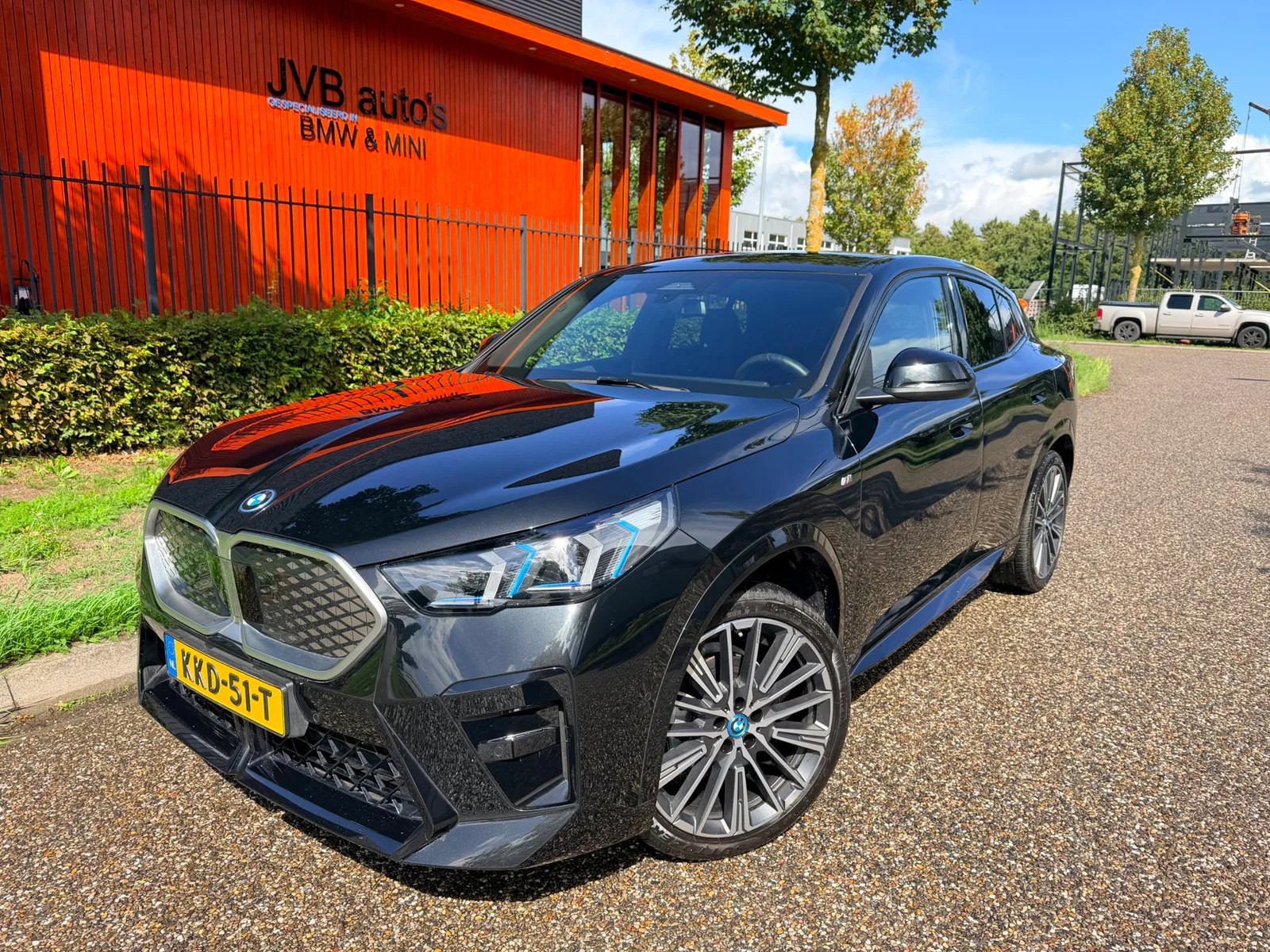 BMW iX2 (2024) — foto 1