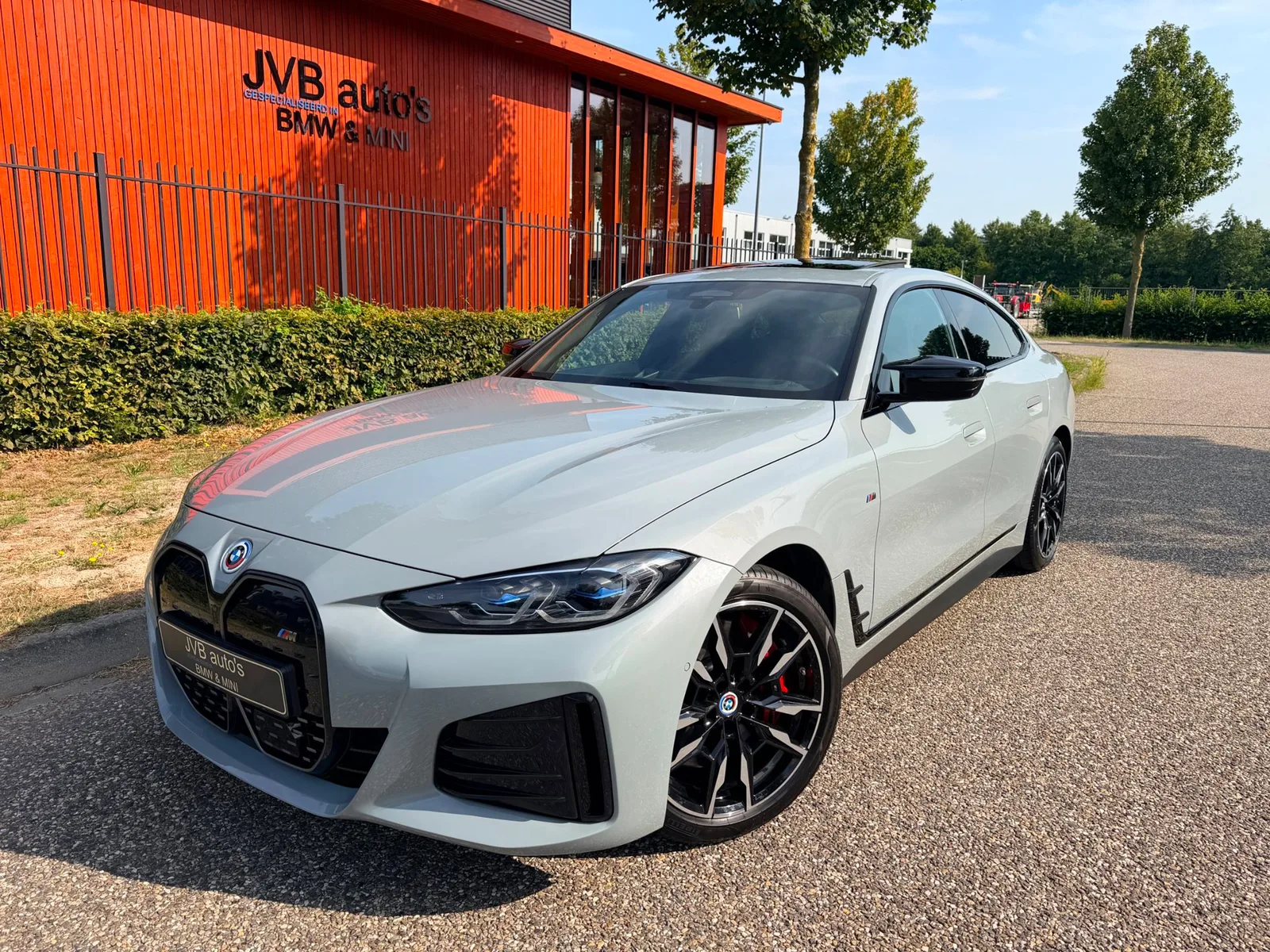 BMW i4 (2022) — foto 1