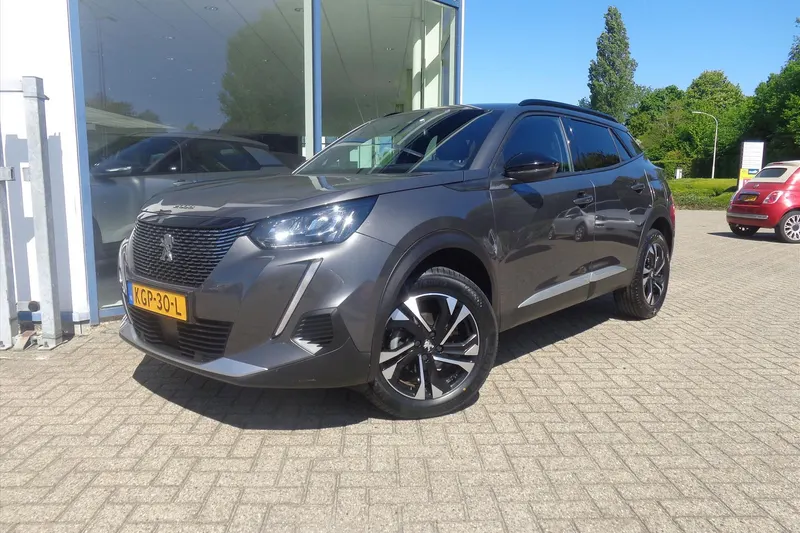 Peugeot 2008 (2023)
