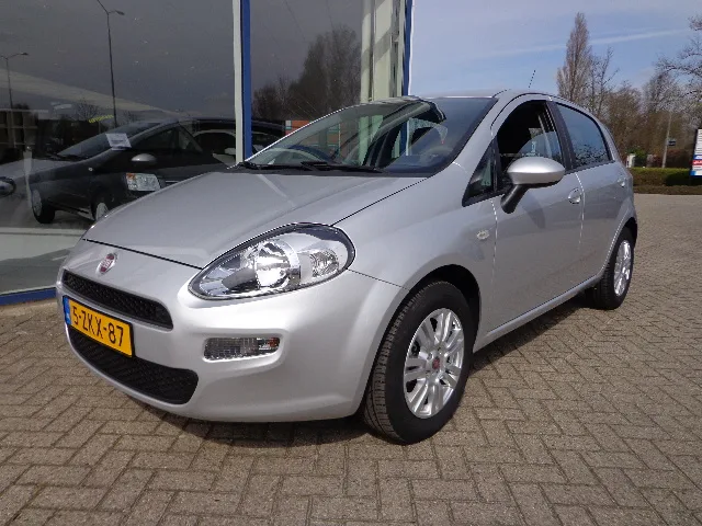 Fiat Punto (2013) — foto 1