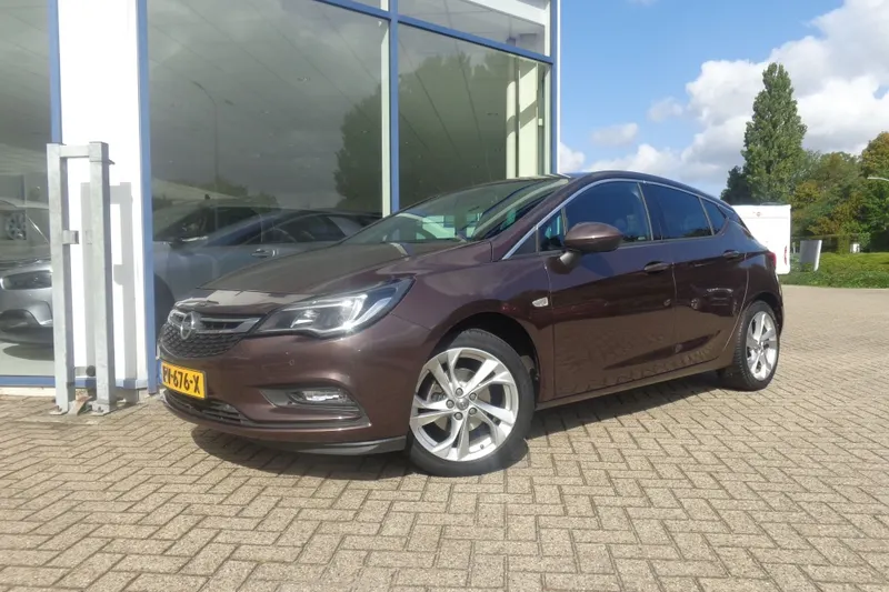 Opel Astra (2017)