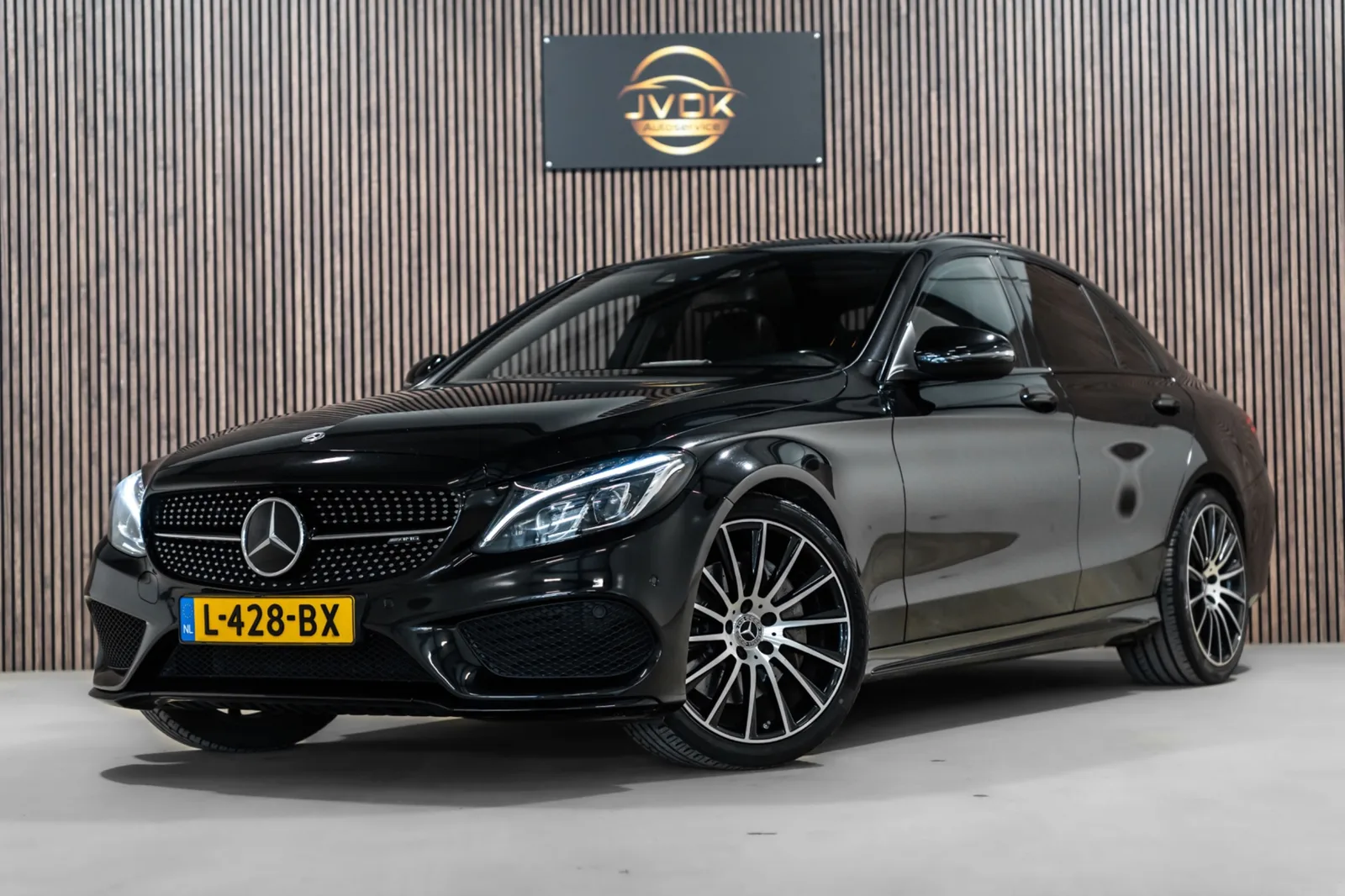Mercedes-Benz C-Klasse (2015) — foto 1