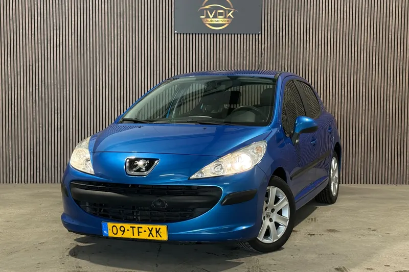 Peugeot 207 (2006)