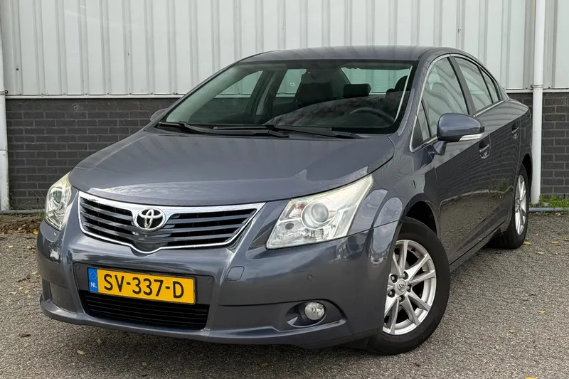 Toyota Avensis (2011)