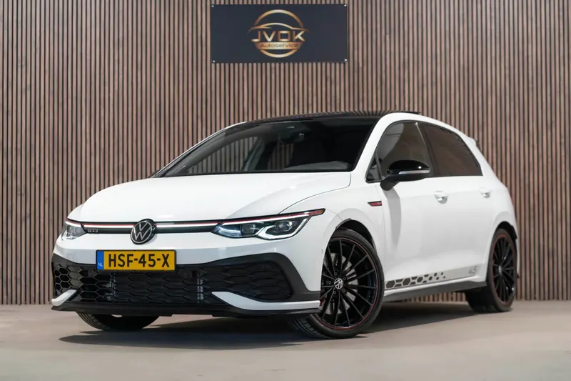 Volkswagen Golf (2022)