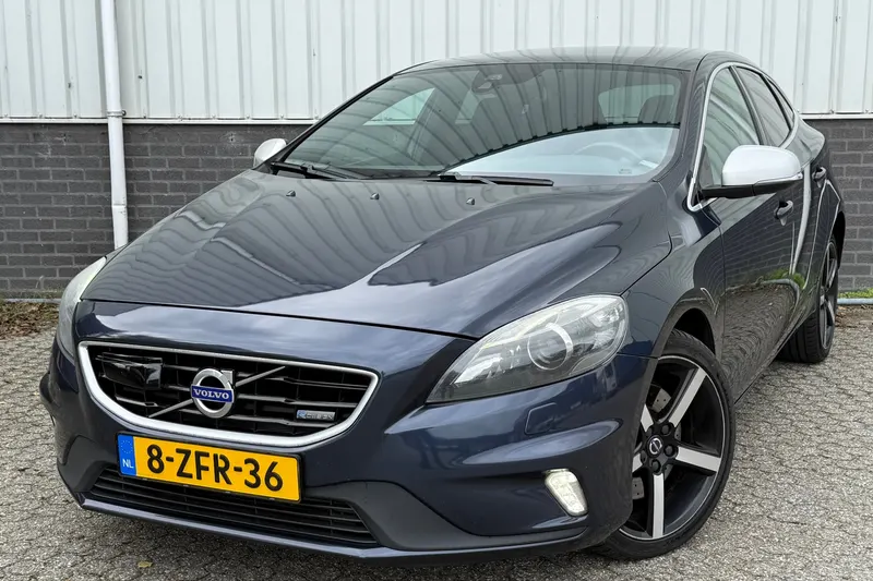 Volvo V40 (2014)
