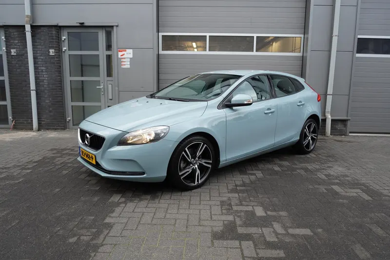 Volvo V40 (2017)