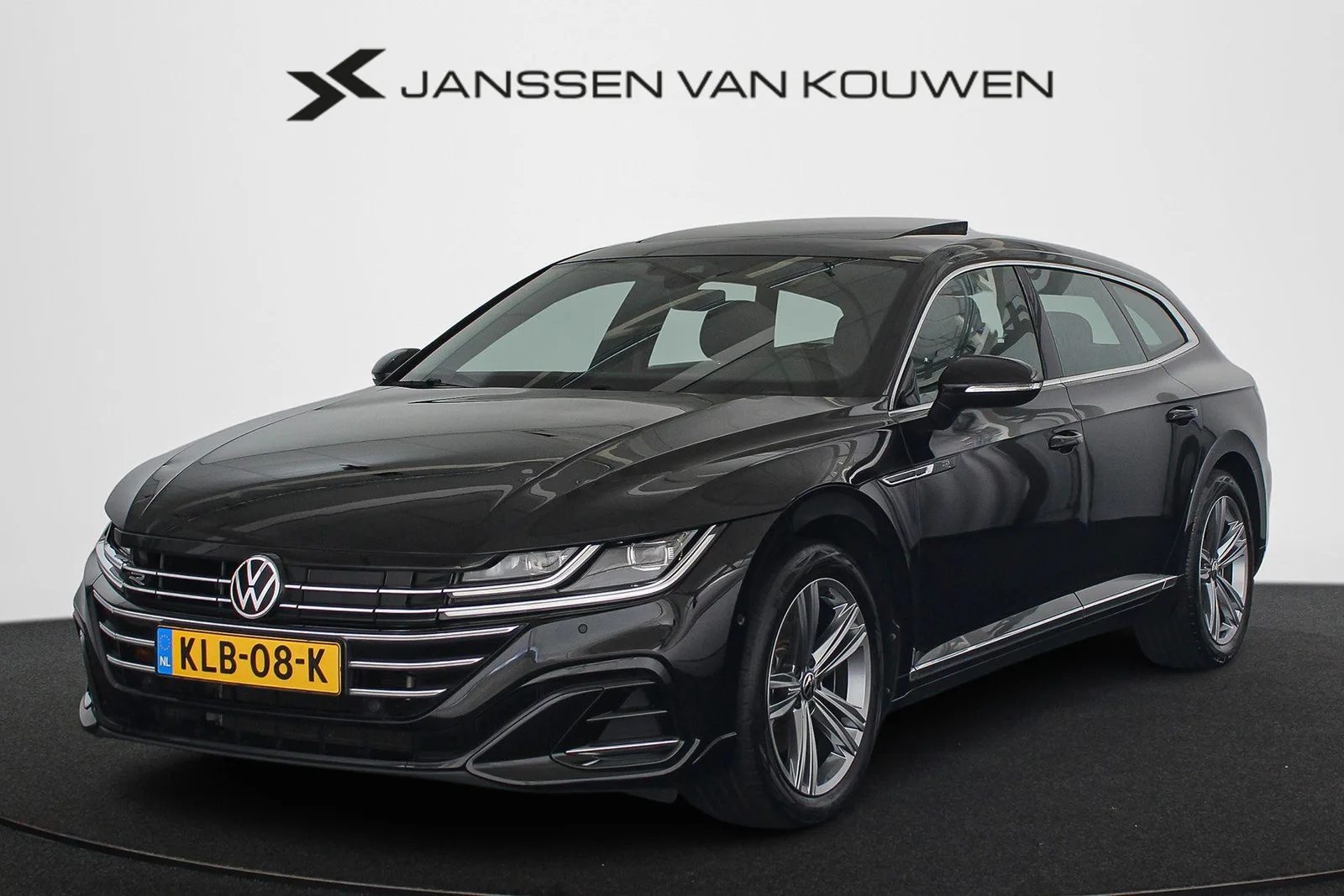 Volkswagen Arteon Shooting Brake (2022) — foto 1
