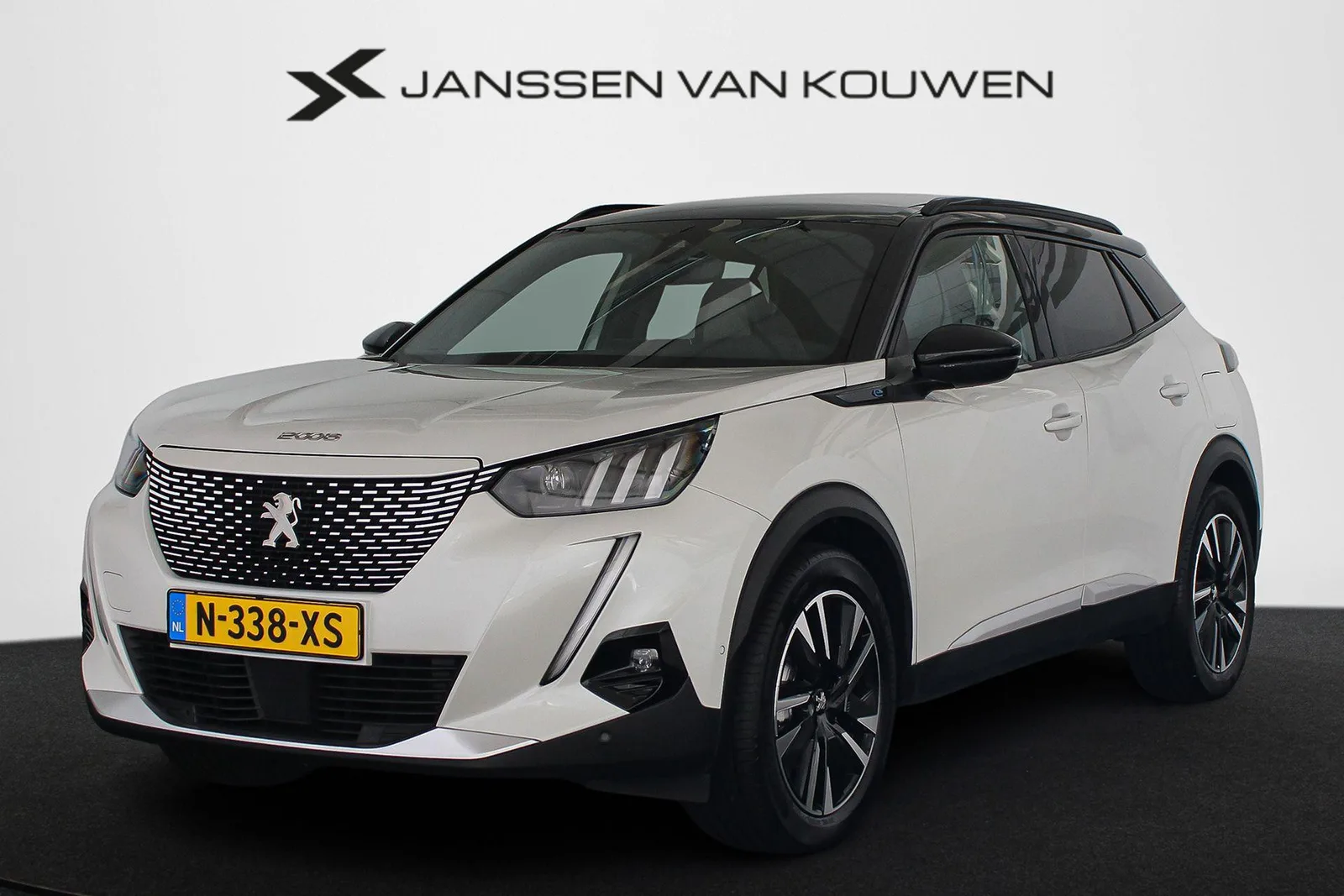Peugeot e-2008 (2022) — foto 1