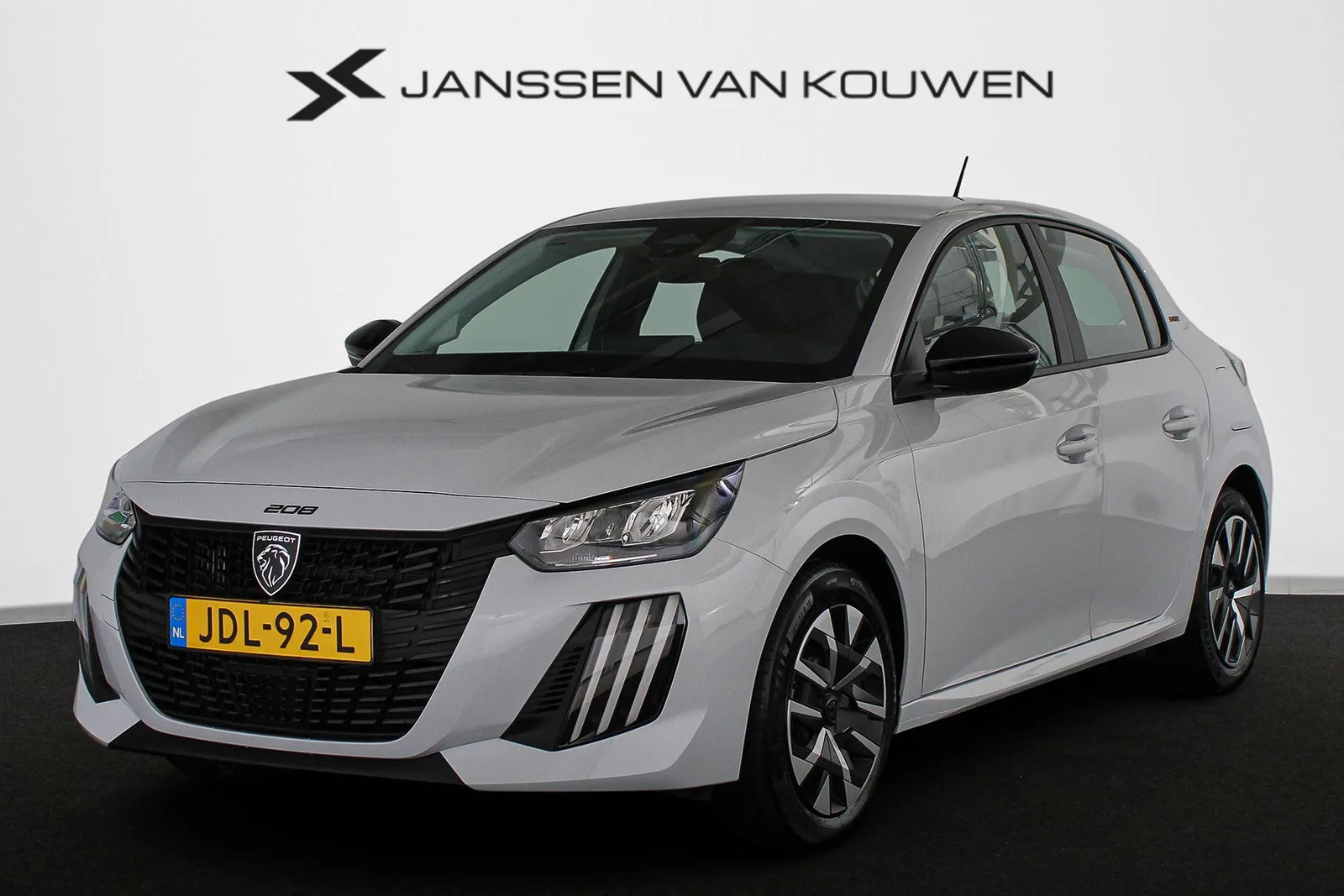 Peugeot 208 (2025) — foto 1