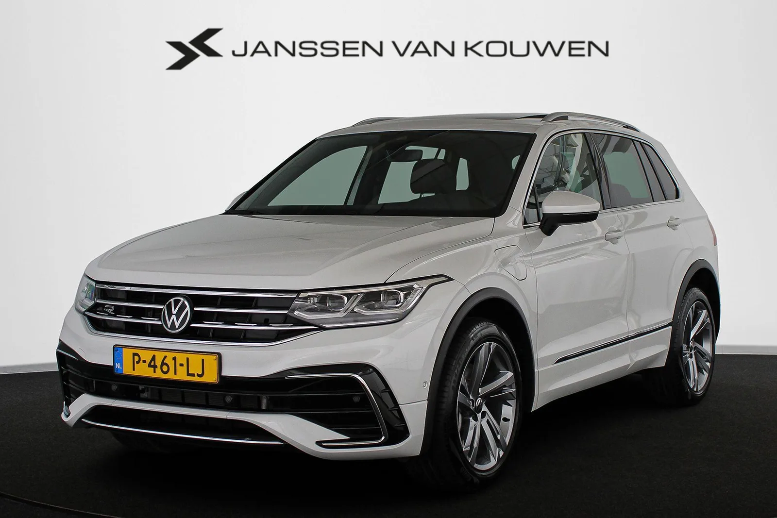 Volkswagen Tiguan (2022) — foto 1