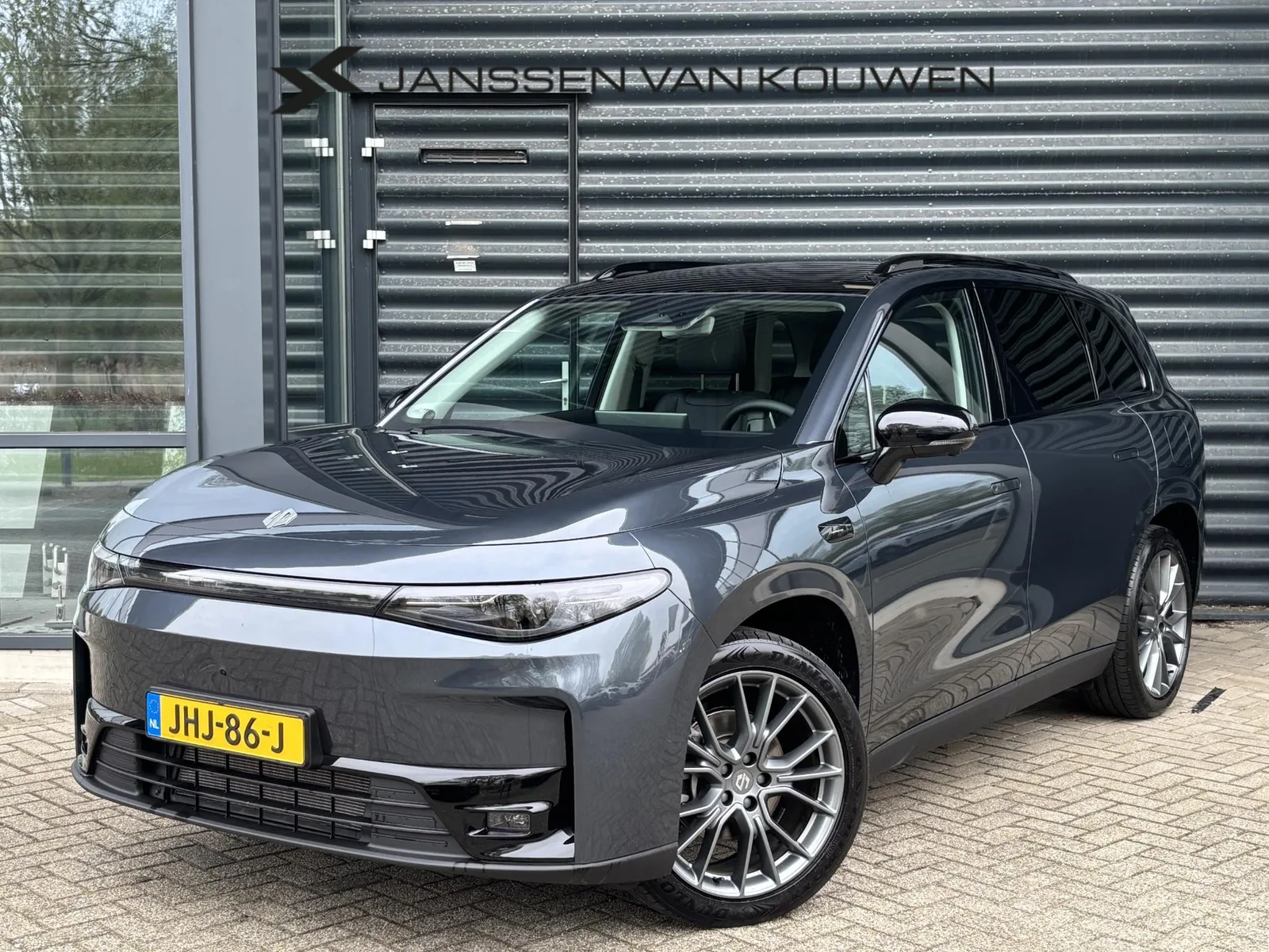 Leapmotor C10 (2025) — foto 1