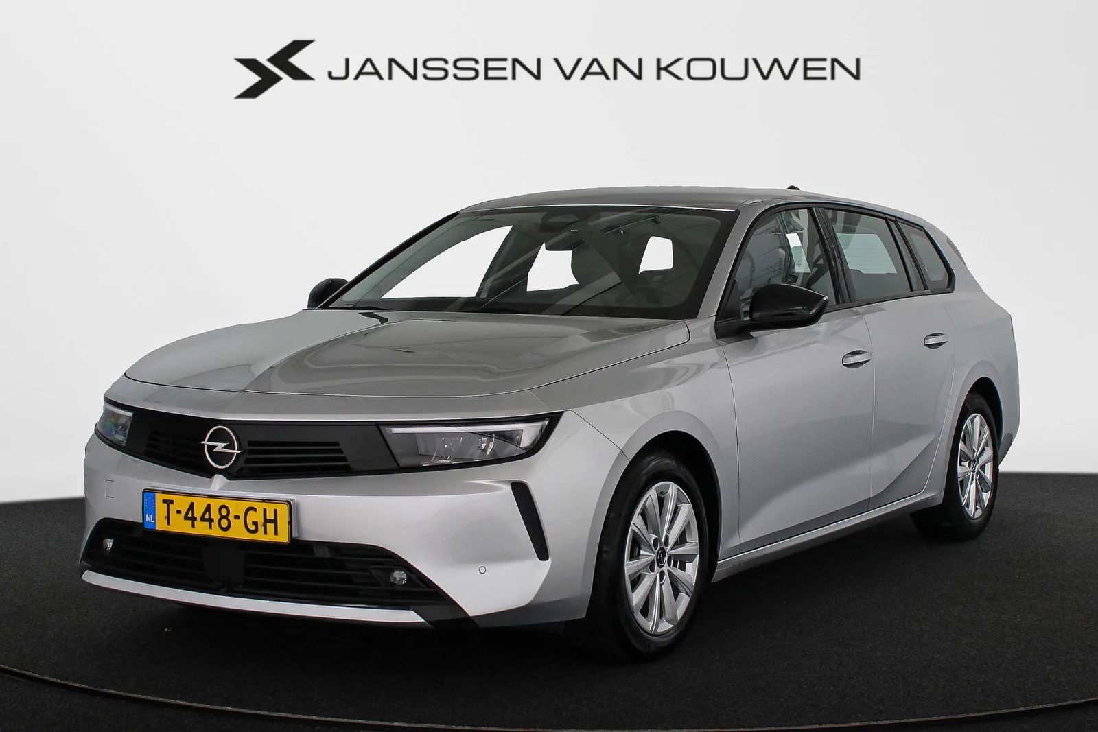 Opel Astra (2023) — foto 1