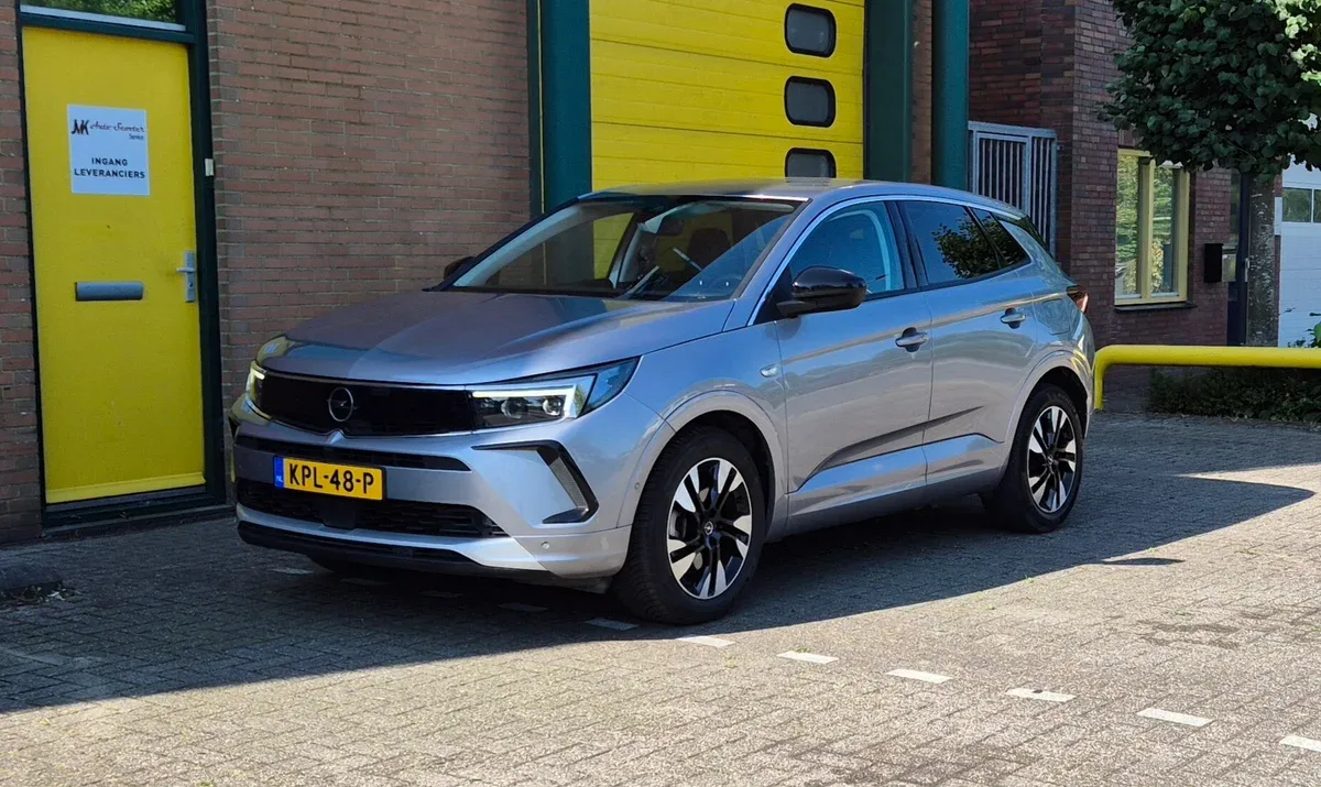 Opel Grandland (2023) — foto 1