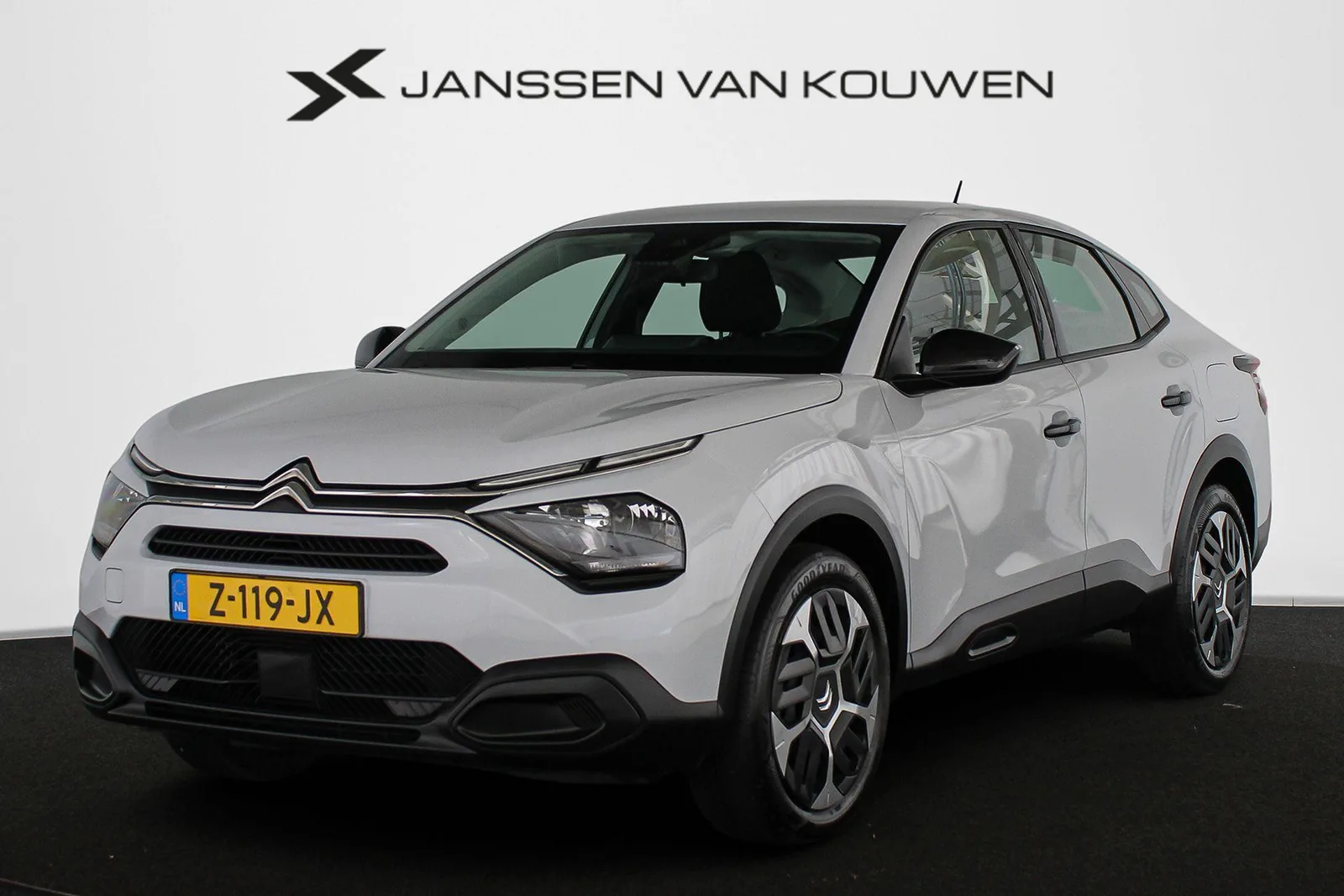 Citroën C4 X (2024) — foto 1
