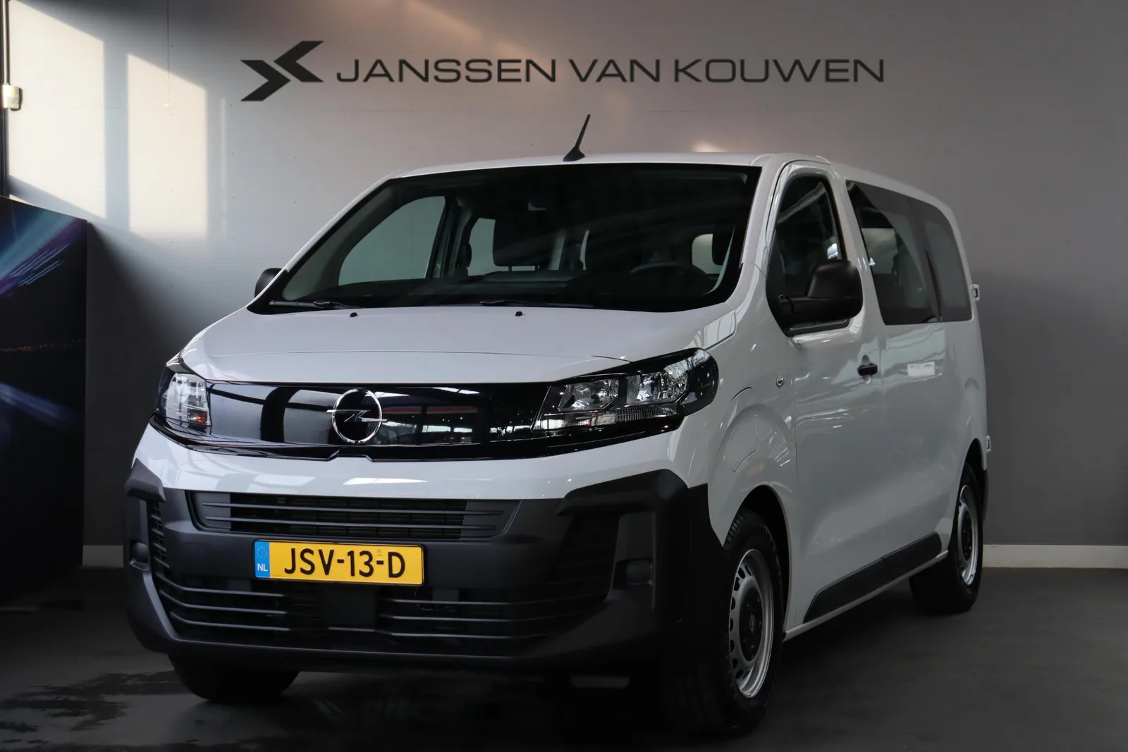 Opel Vivaro-e (2025) — foto 1