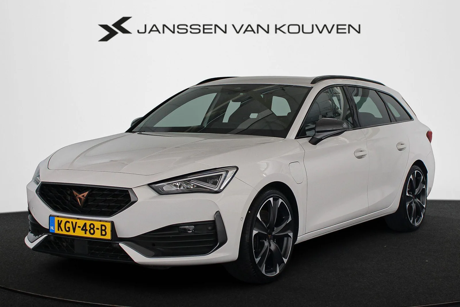 CUPRA Leon Sportstourer (2023) — foto 1