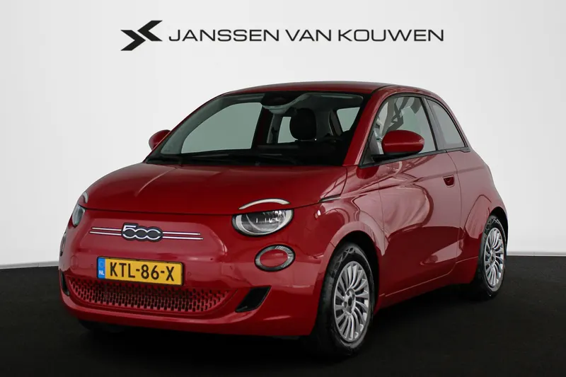 Fiat 500 (2024)