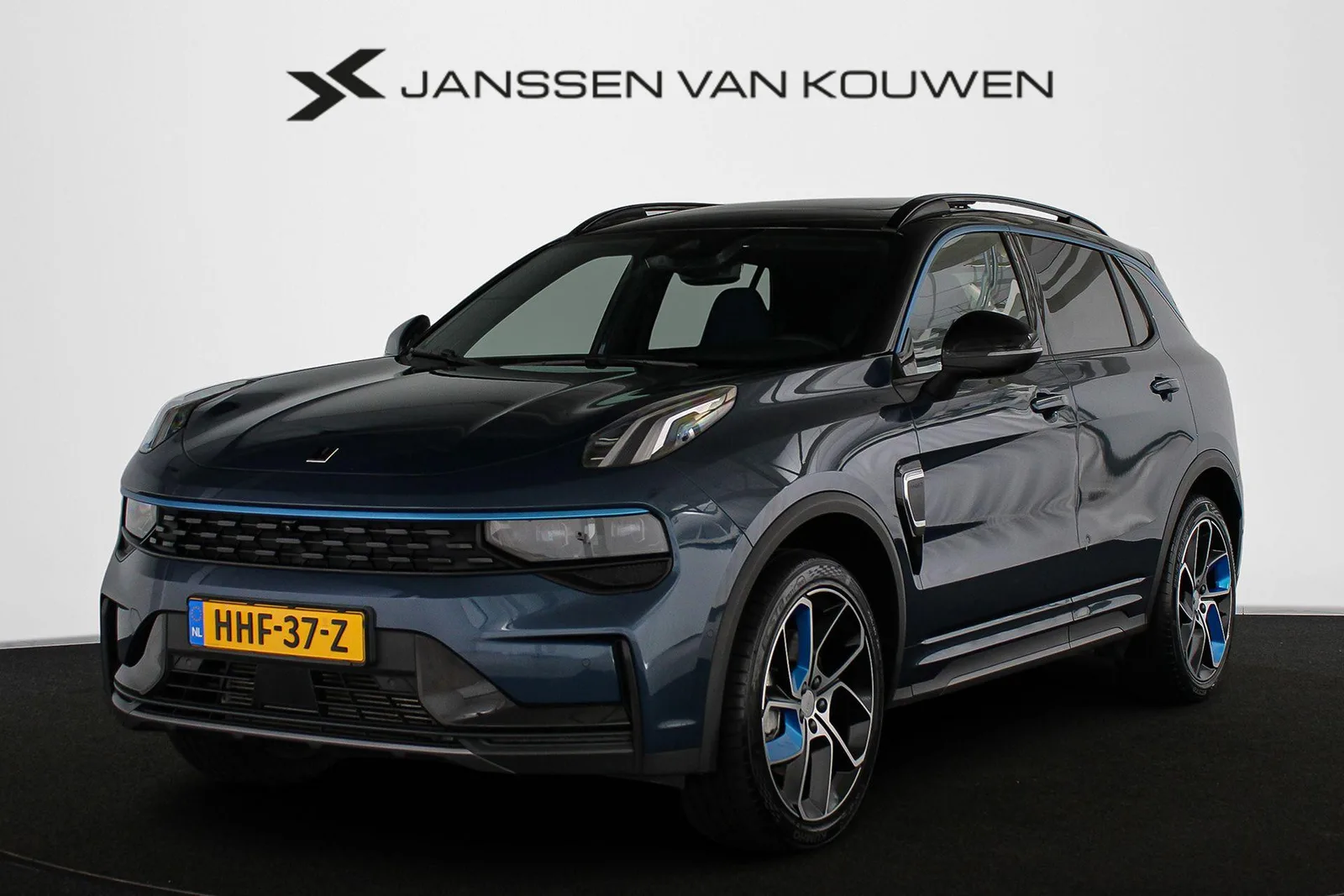 Lynk & Co 01 (2025) — foto 1