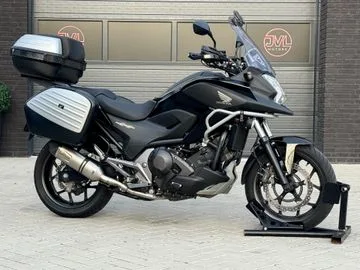 Honda NC750X (2015) — foto 1