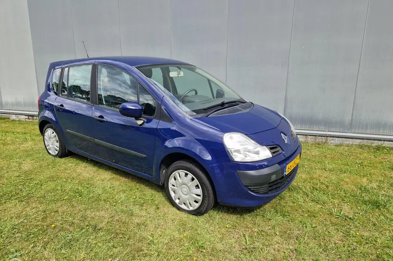 Renault Modus (2010)