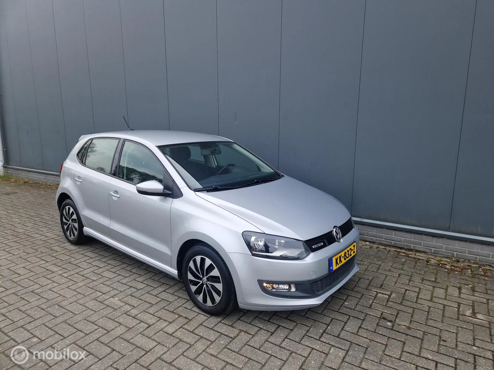 Volkswagen Polo (2016) — foto 1