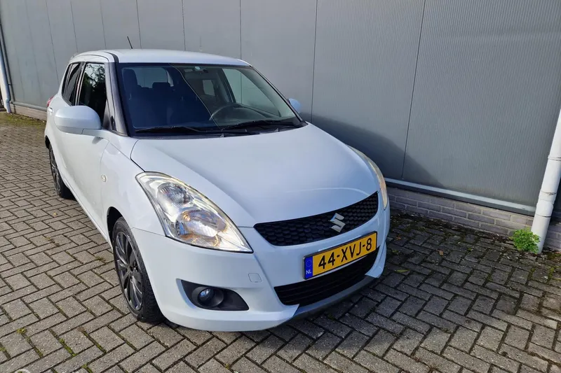 Suzuki Swift (2012)