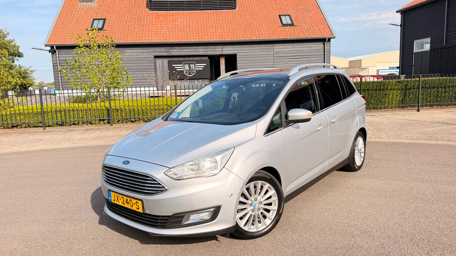 Ford Grand C-Max (2016) — foto 1