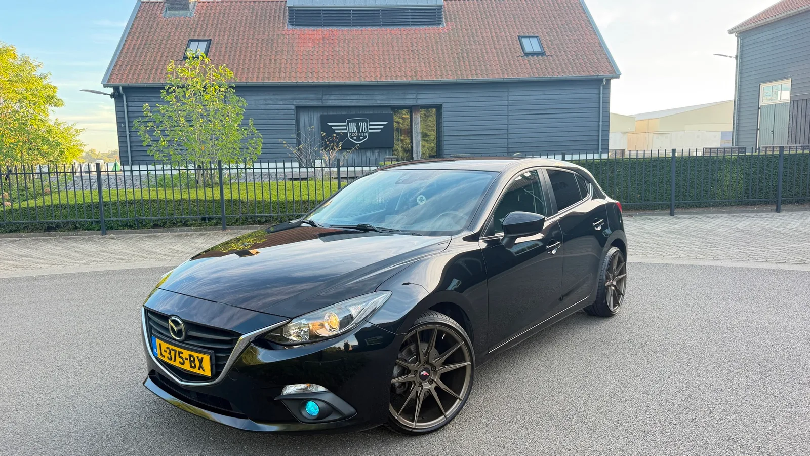 Mazda 3 (2014) — foto 1