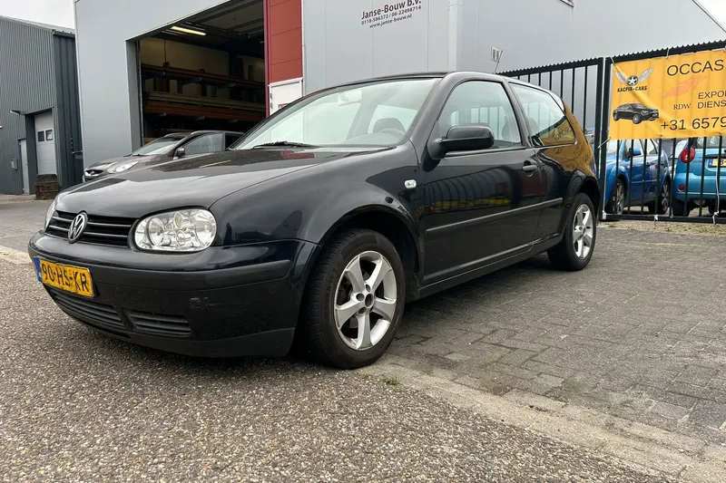 Volkswagen Golf (2001)