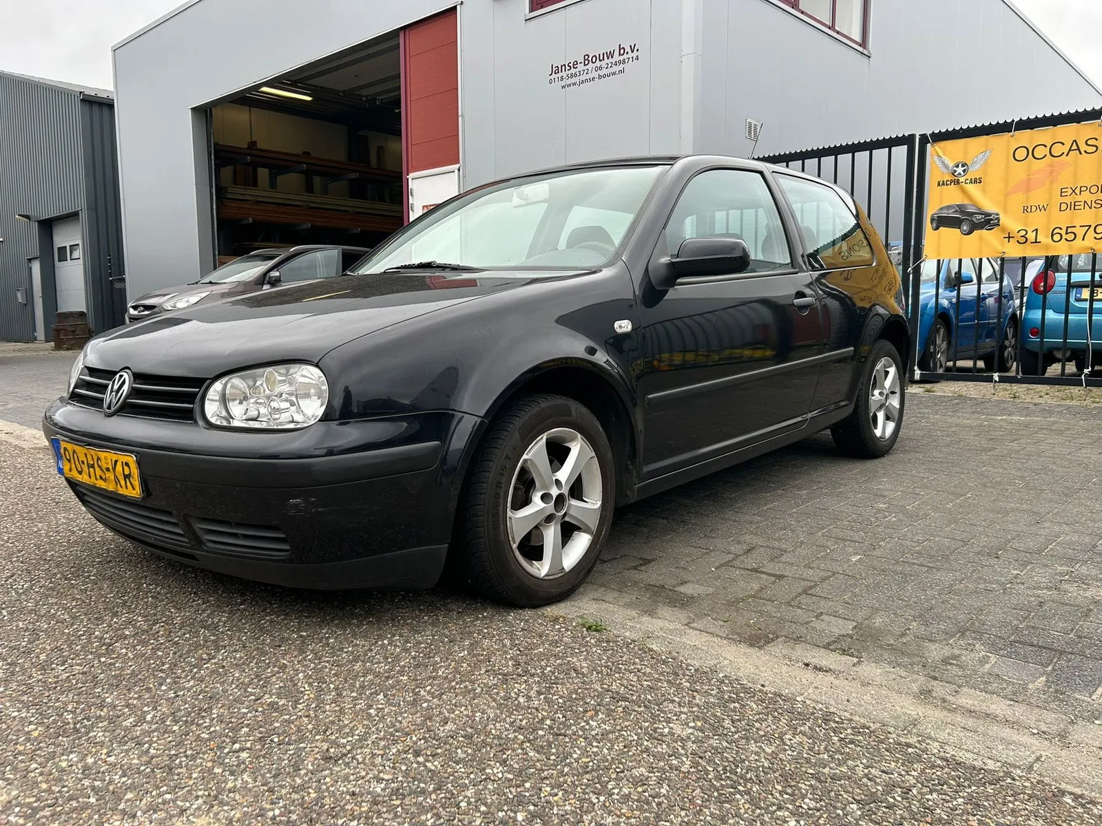 Volkswagen Golf (2001) — foto 1