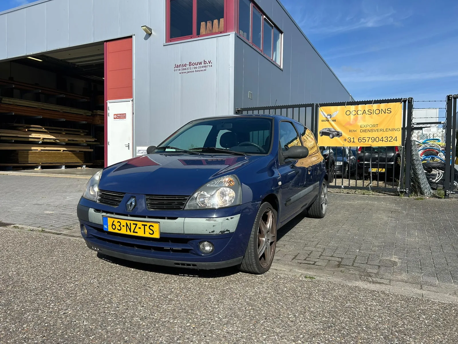 Renault Clio (2004) — foto 1