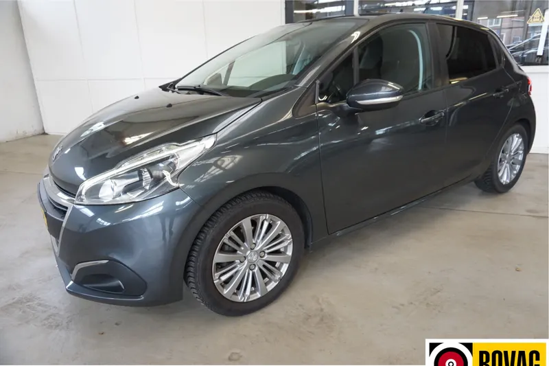Peugeot 208 (2017)