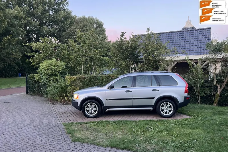 Volvo XC90 (2002)