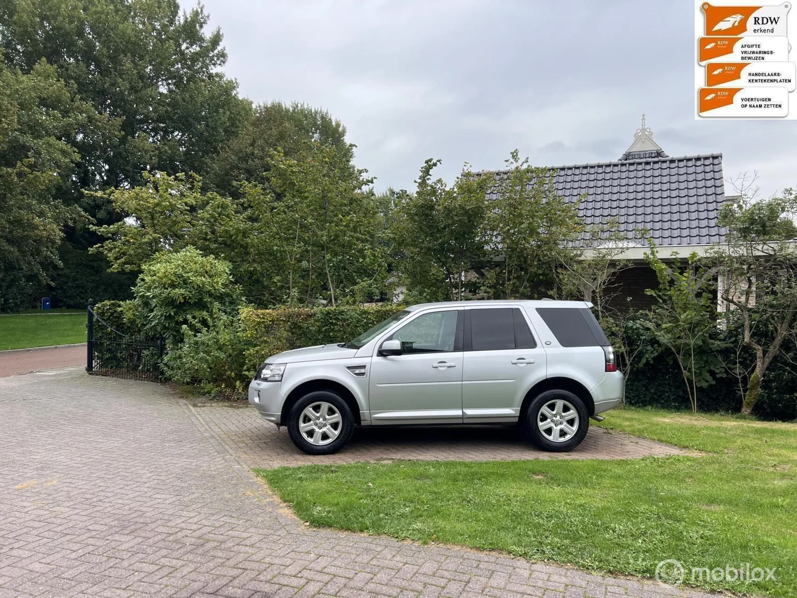 Land Rover Freelander (2013) — foto 1