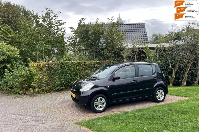 Subaru Justy (2010)