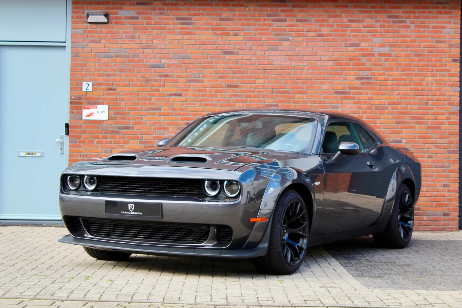 Dodge Challenger (2020) — foto 1