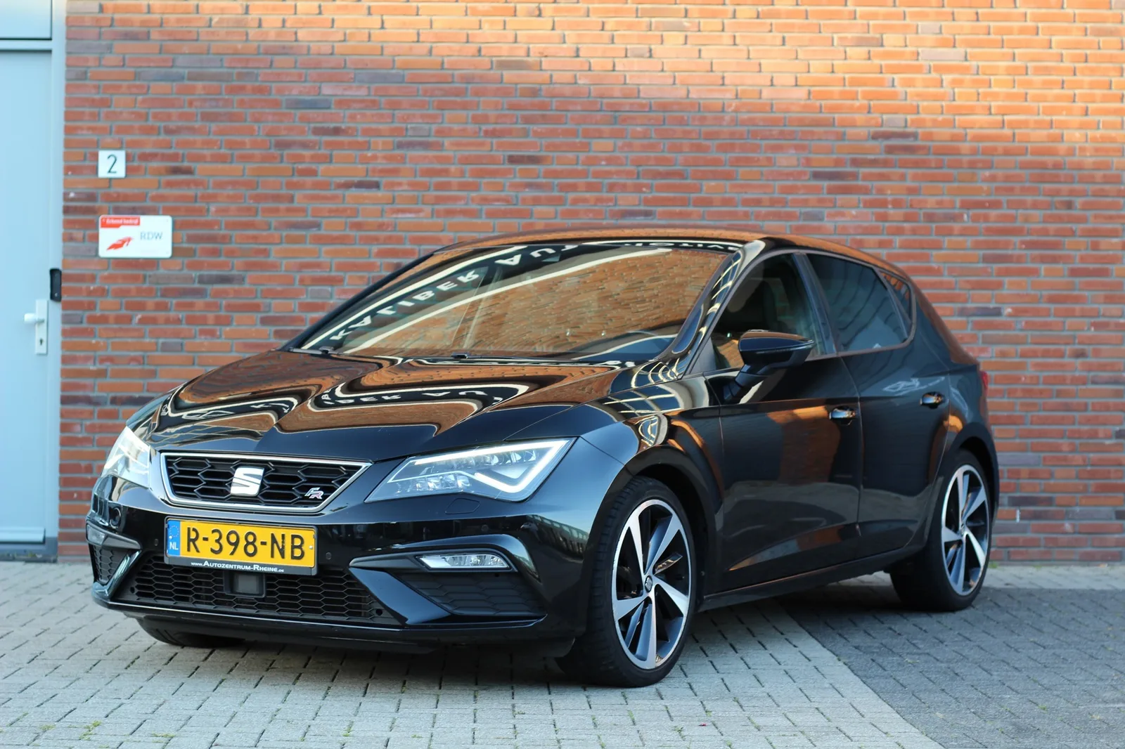 SEAT Leon (2018) — foto 1