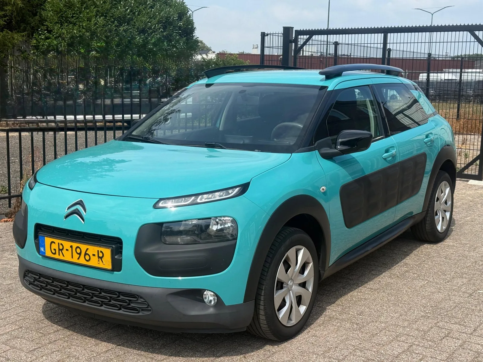 Citroën C4 Cactus (2015) — foto 1
