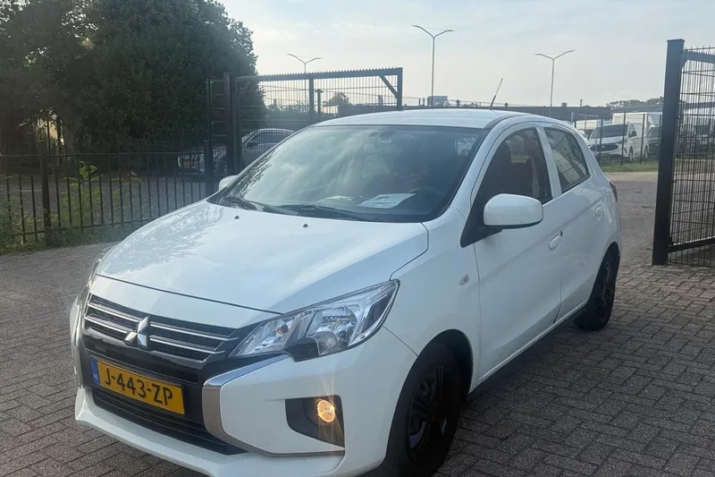 Mitsubishi Space Star (2020)