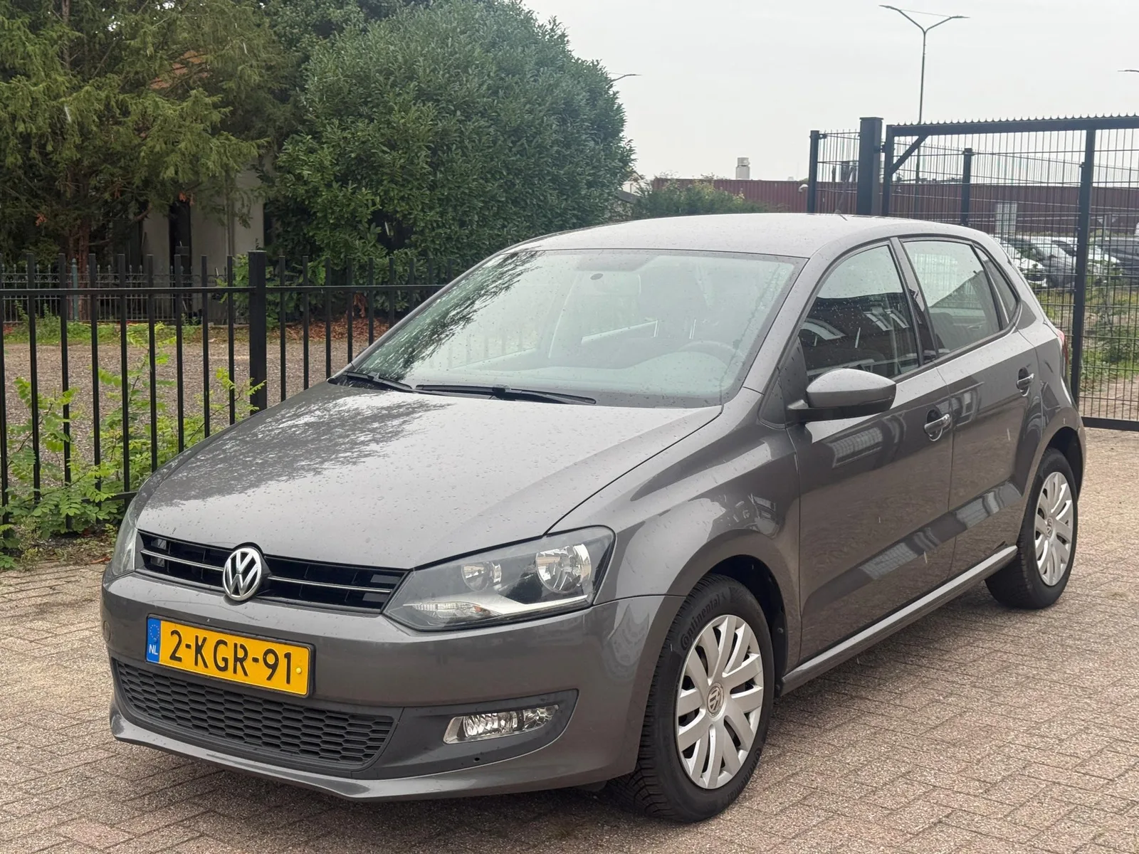 Volkswagen Polo (2013) — foto 1